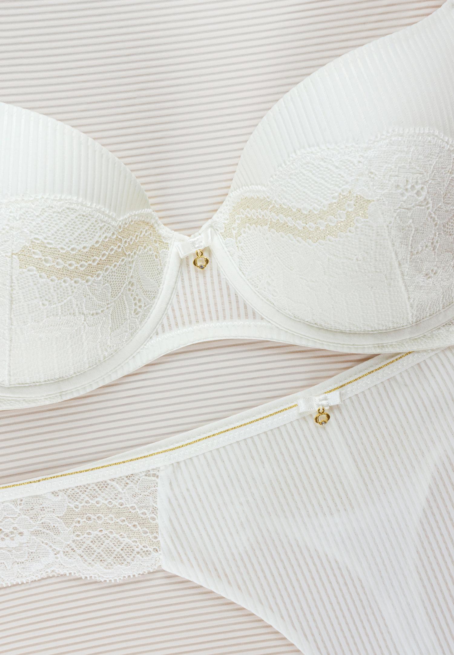 Бюстгальтер пуш-ап со съемными вкладышами S25-0115-06-RGM-LY Marc & André