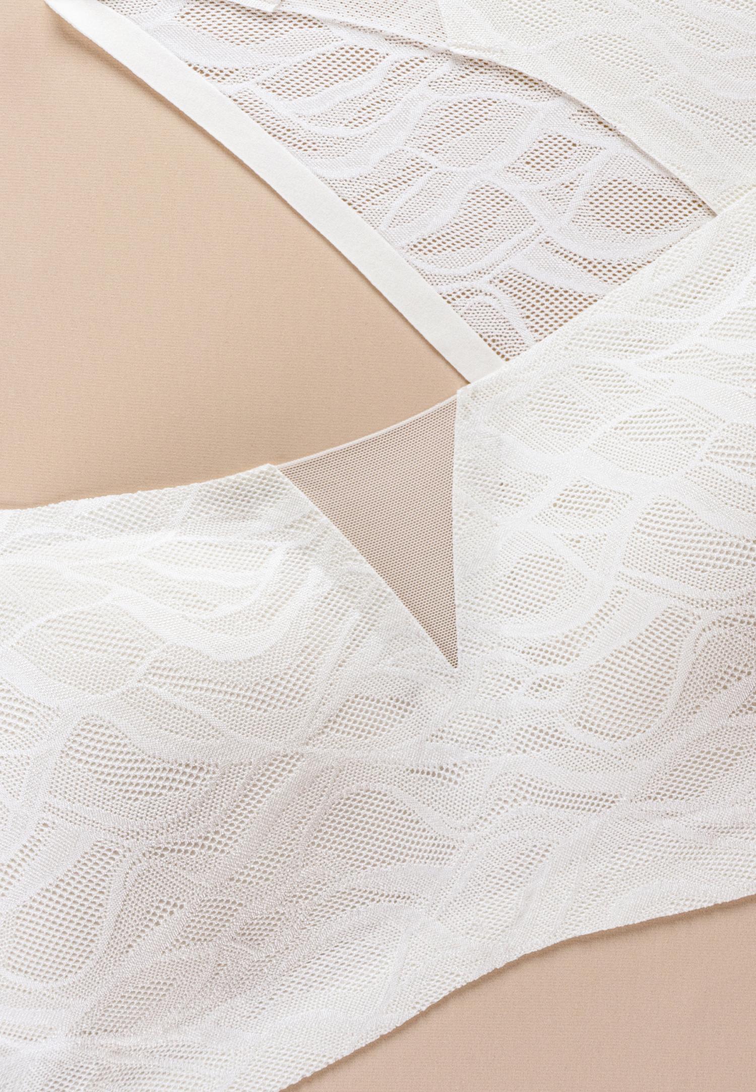 Бесшовный бюстгальтер без косточек S25-1064-01-TRS-SY Marc & André