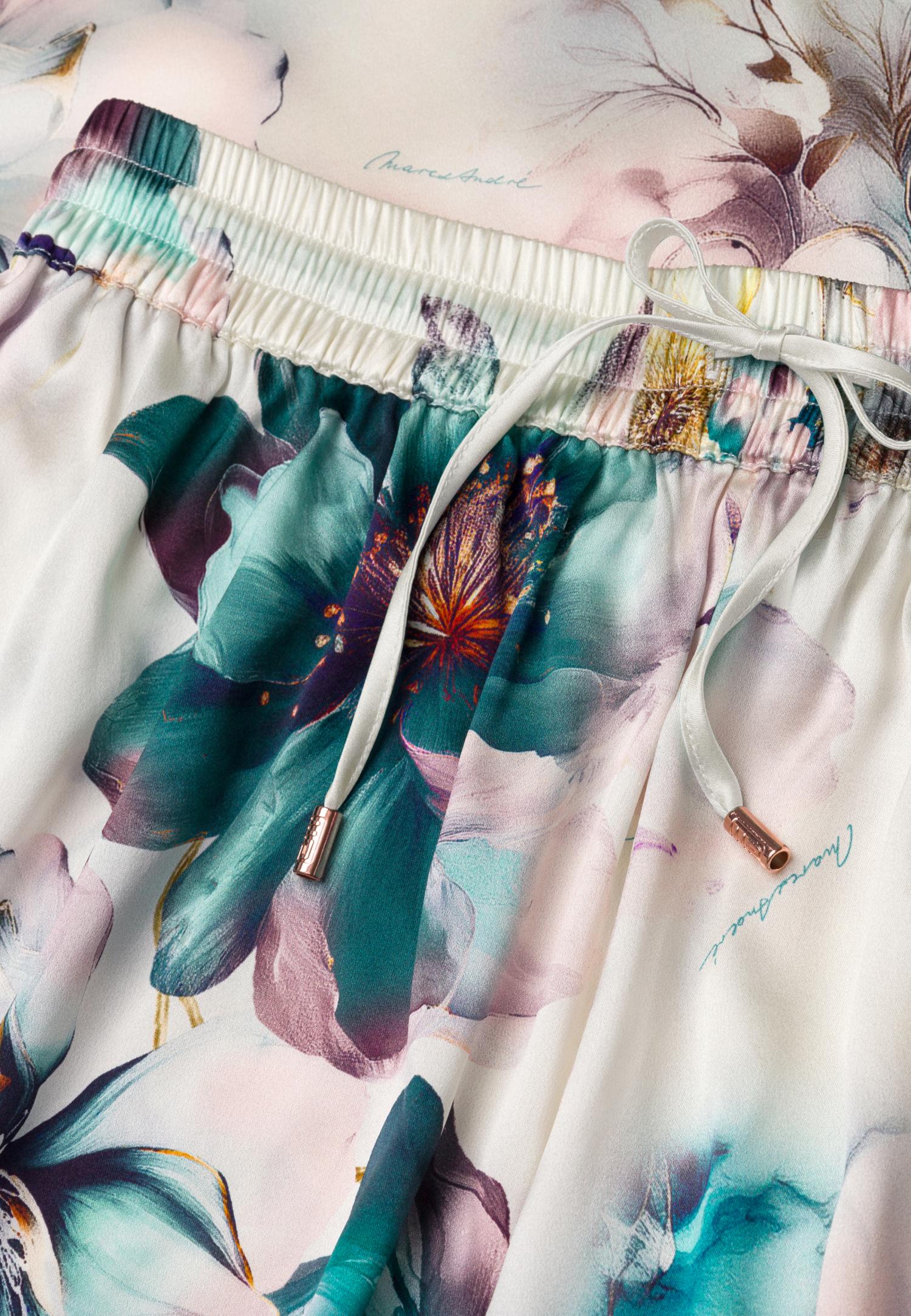 Шорты женские из шелка S26-00SS112 Marc & André