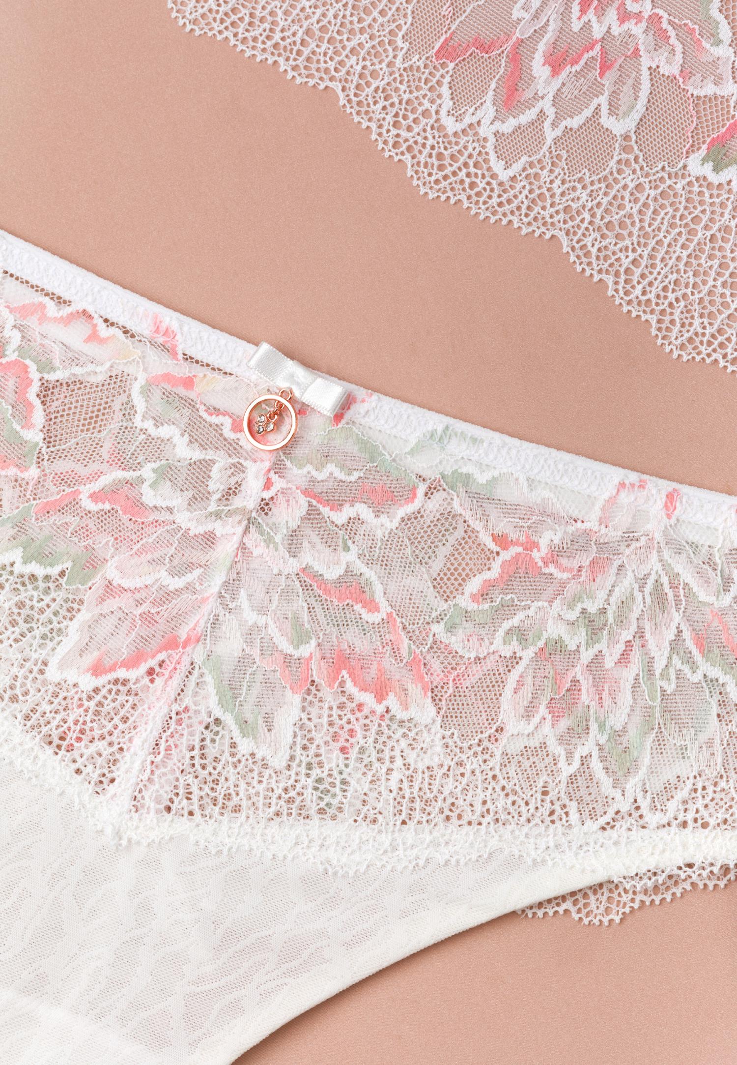 Трусы стринги из кружева S26-0191-O2-STL-LZ Marc & André