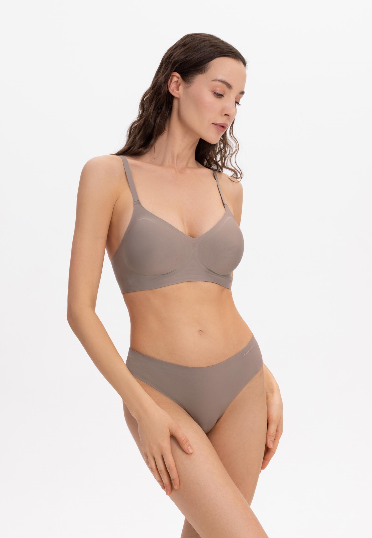 Бесшовные трусы стринги W21-1391-STO-SZ Marc & André