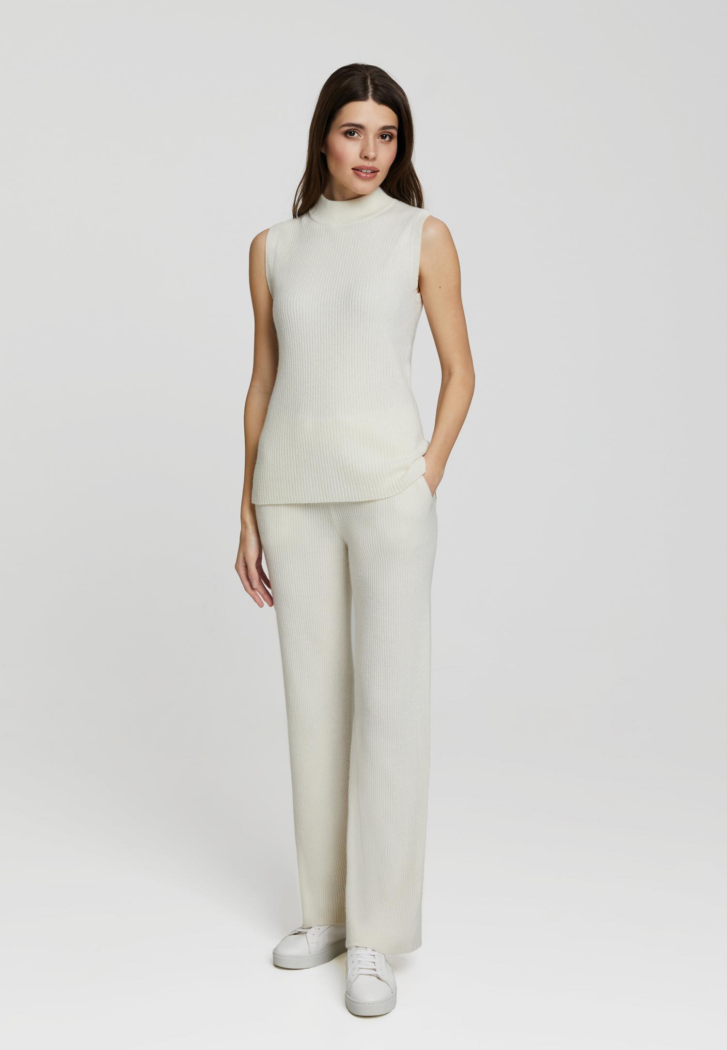 Брюки из кашемира в рубчик W23-00CH0710 Marc & André