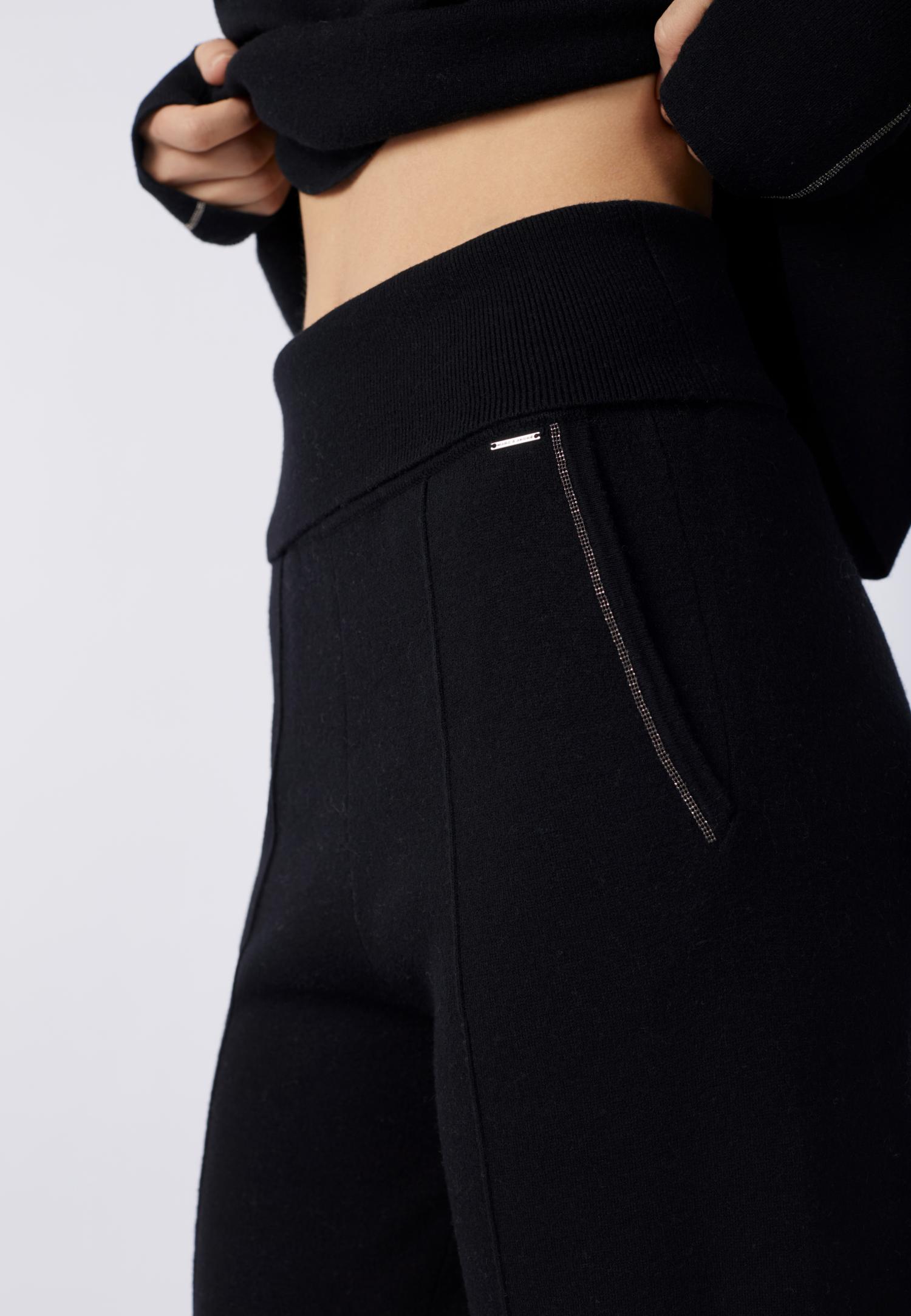 Брюки из кашемира W24-00CH1110 Marc & André