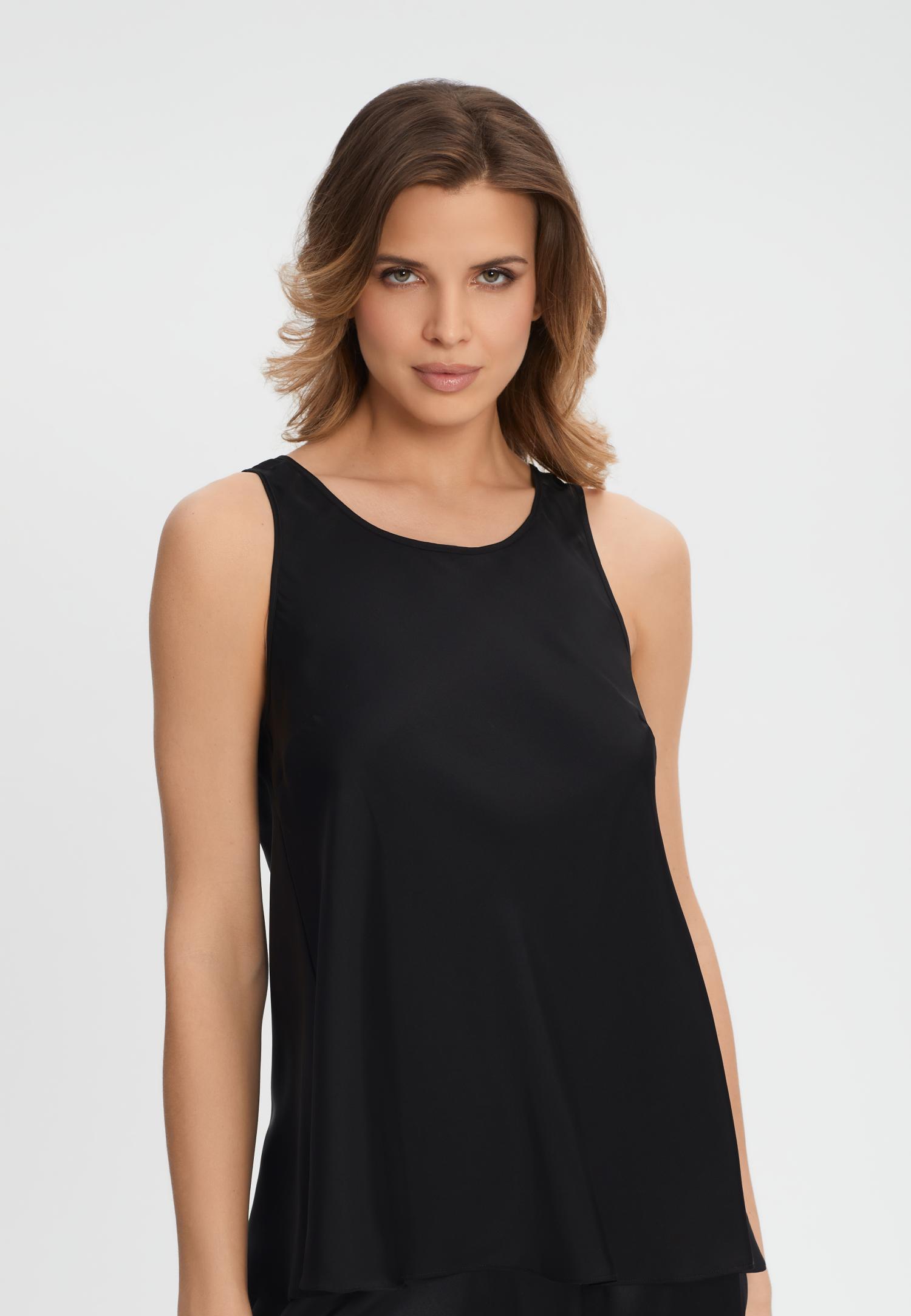 Топ из шелка и вискозы W24-08SS005 Marc & André