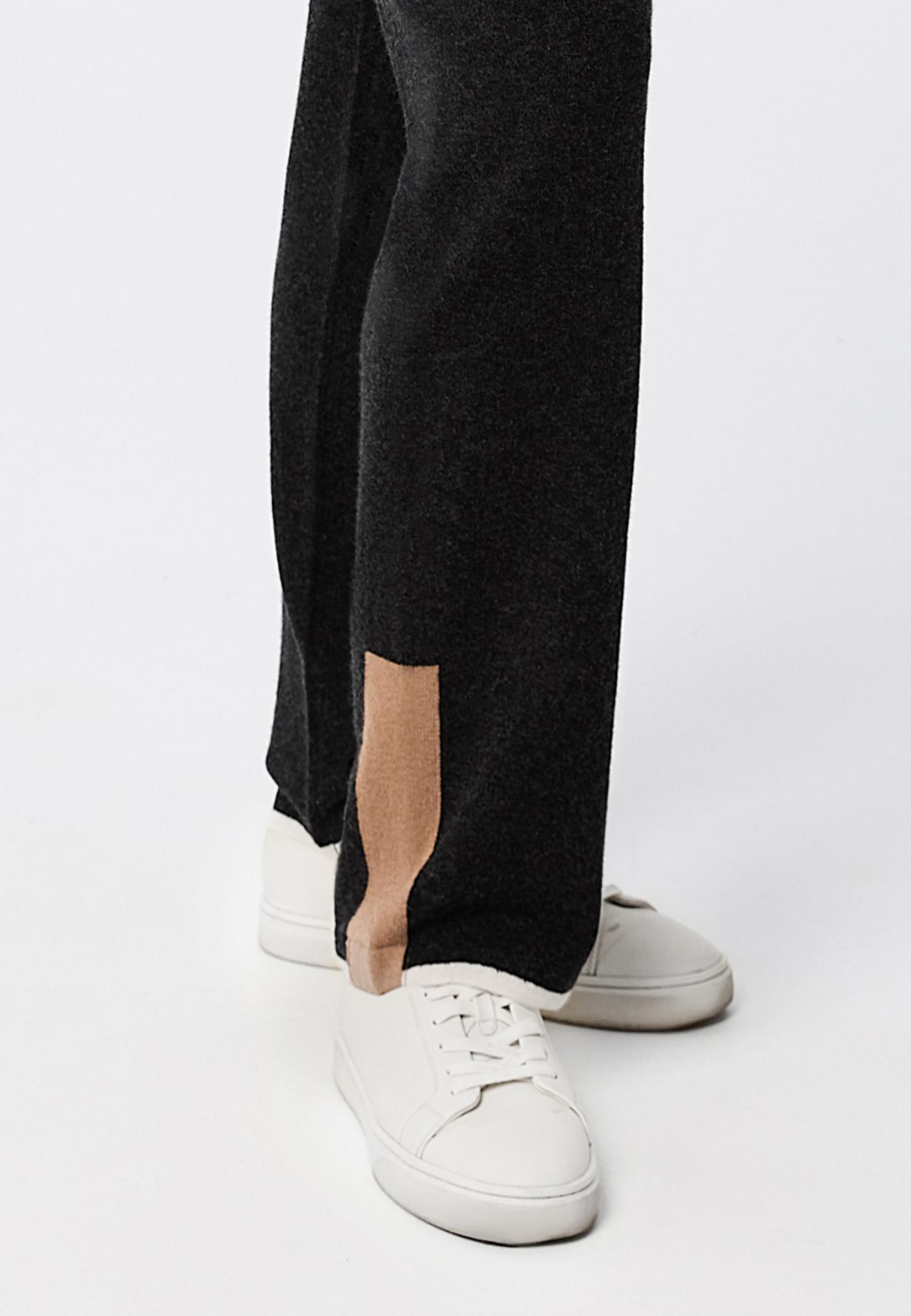 Брюки из кашемира W25-00CH0510 Marc & André