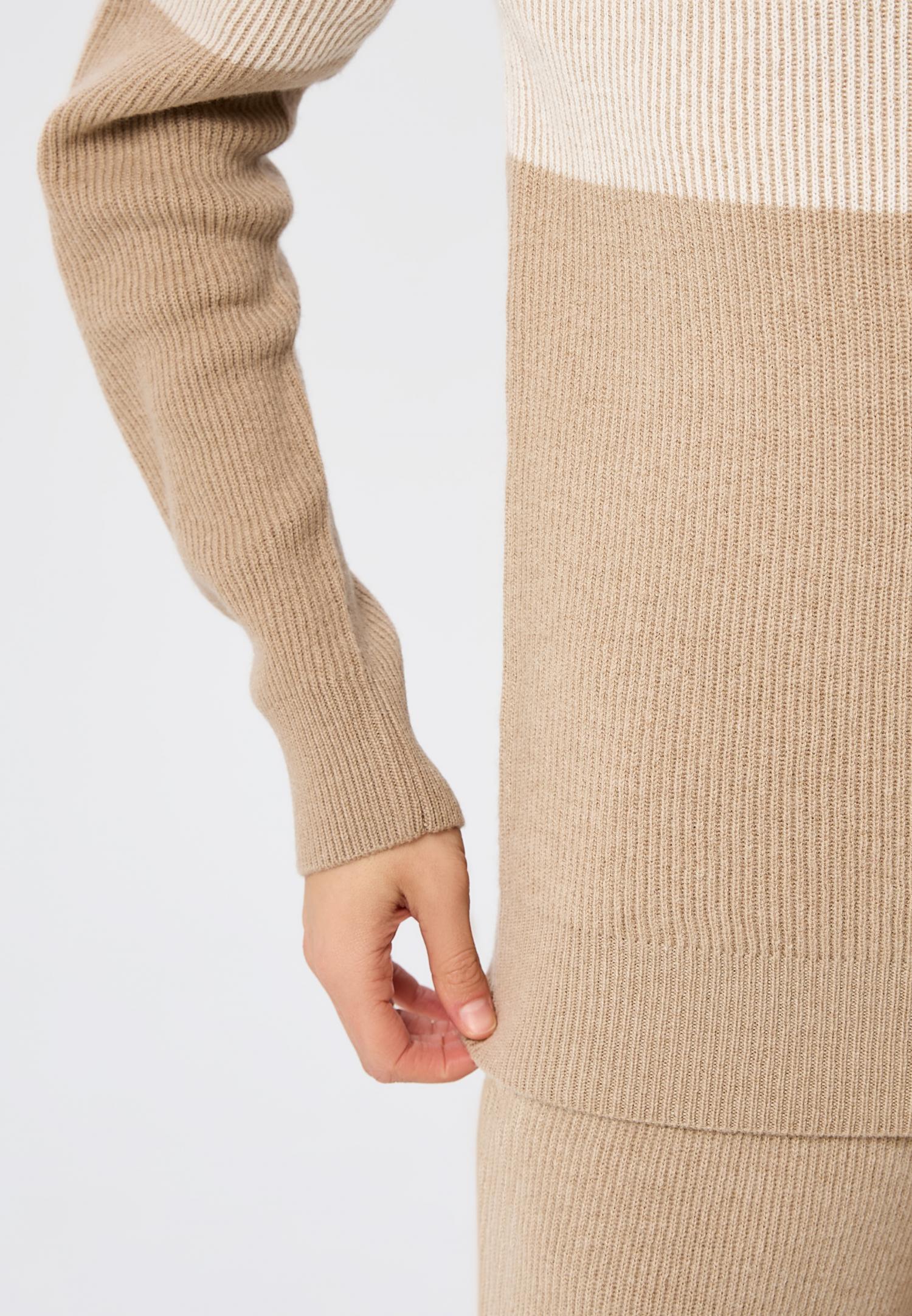 Кашемировый свитер из трикотажа в рубчик W25-00CH0818 Marc & André