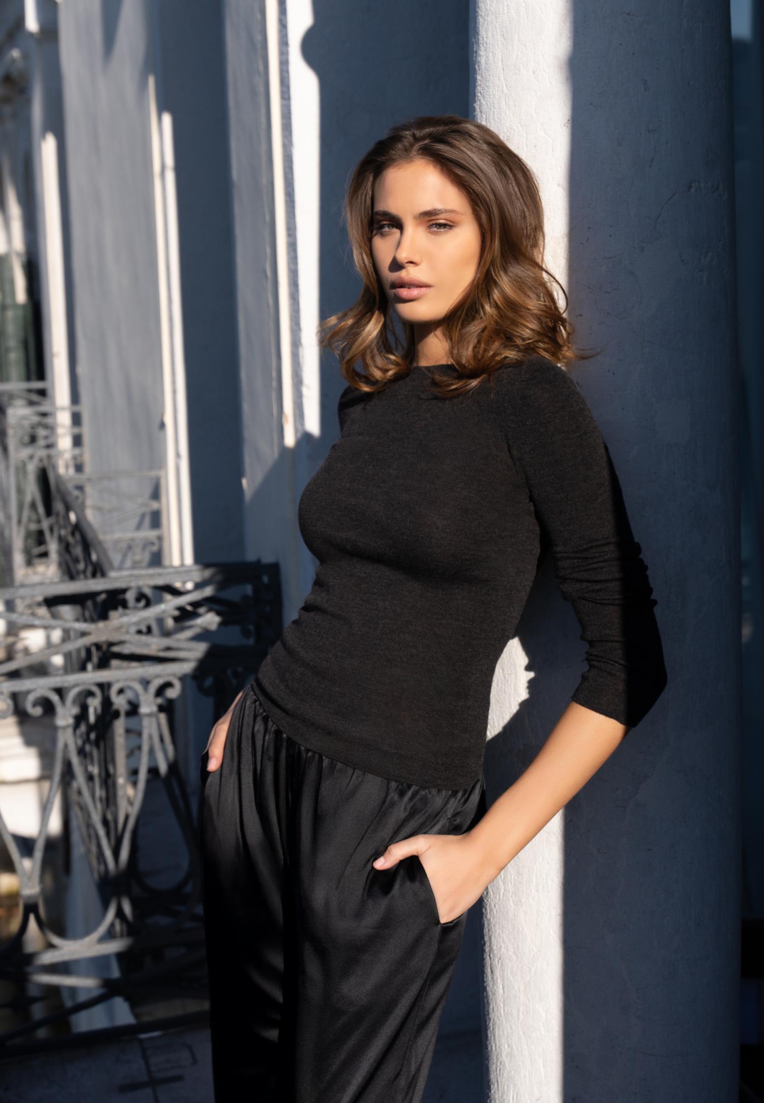 Лонгслив из шерсти мериноса W25-00MW2119 Marc & André