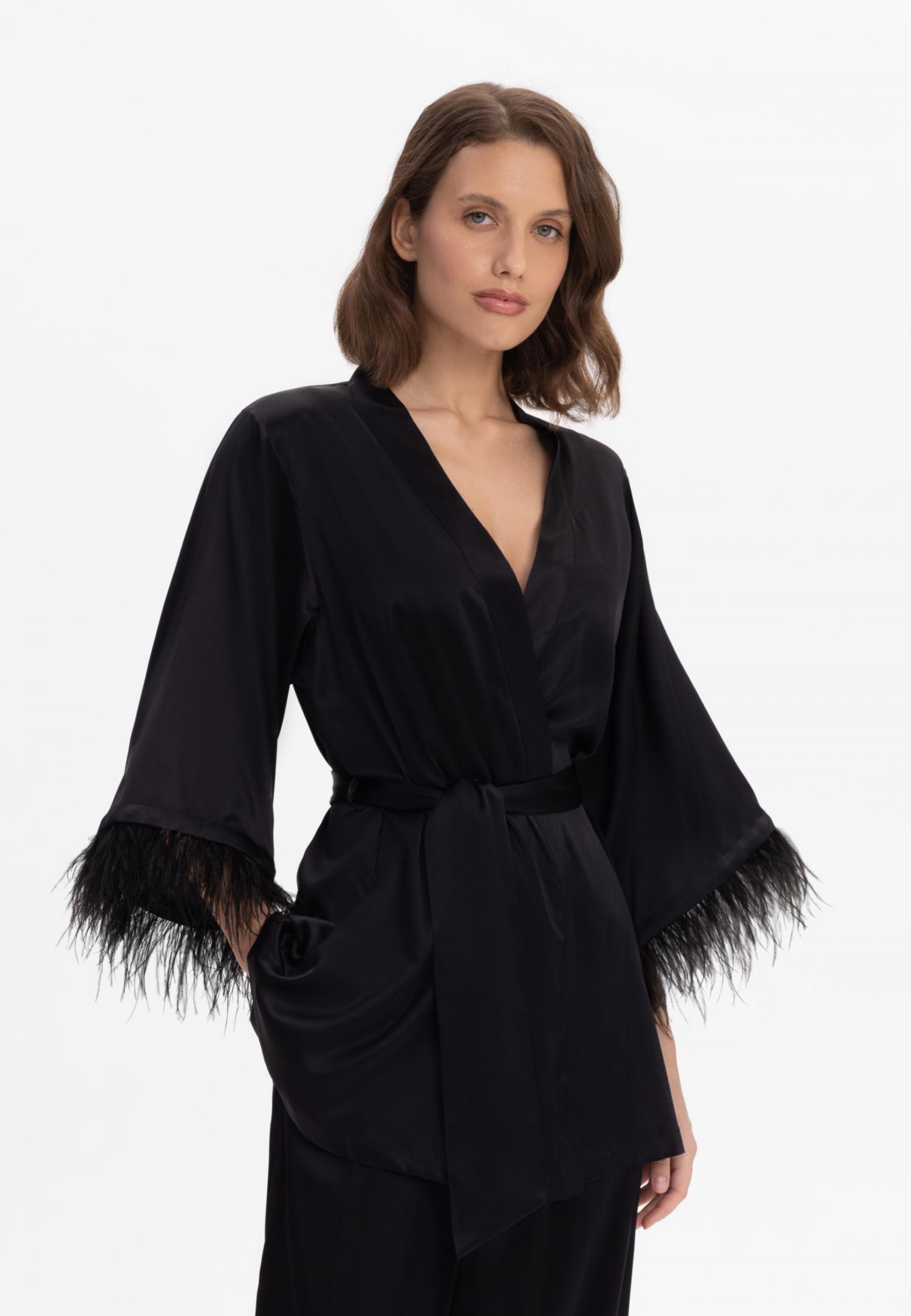 Короткое шелковое кимоно W25-03SS101-S Marc & André